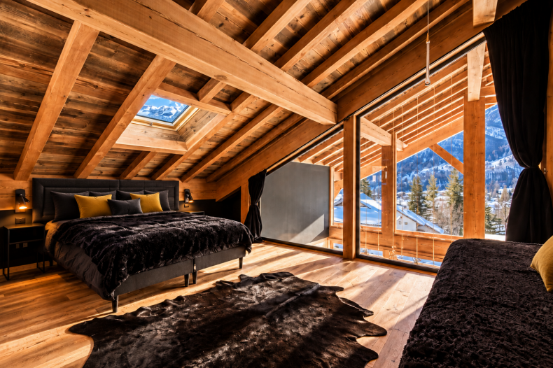 Chalet Black Diamond