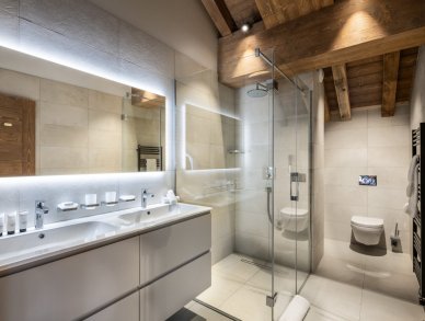 Penthouse Falcon Lodge G22 Meribel