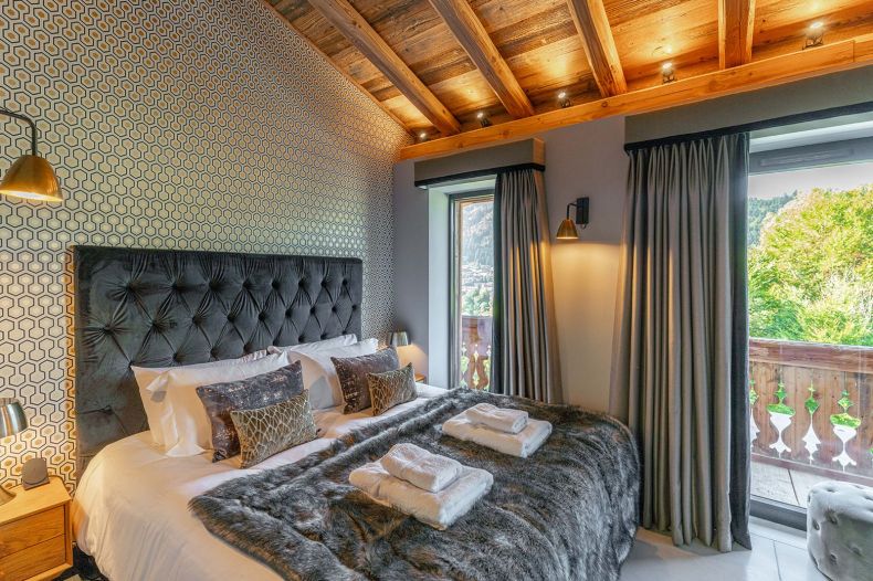 Chalet Alpine Retreat