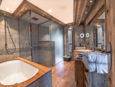 Chalet Bordeaux Courchevel 1850