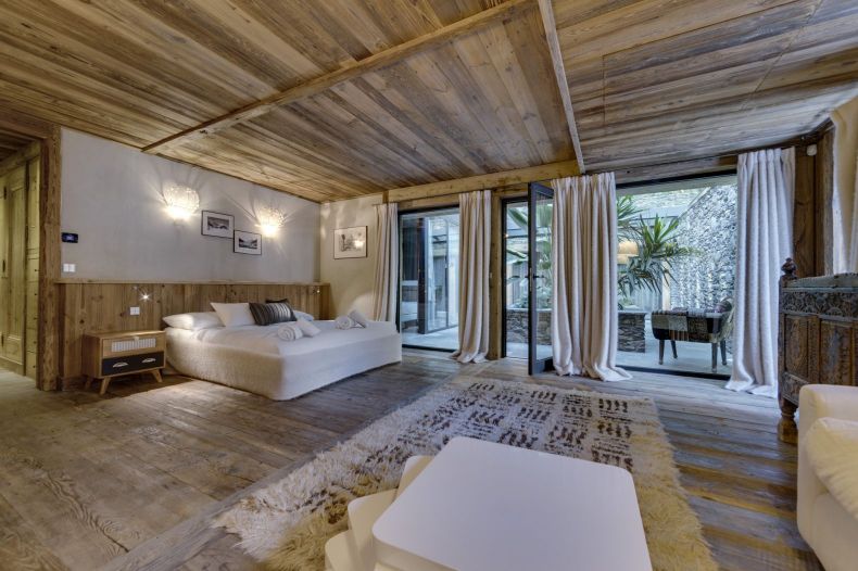 Chalet Husky