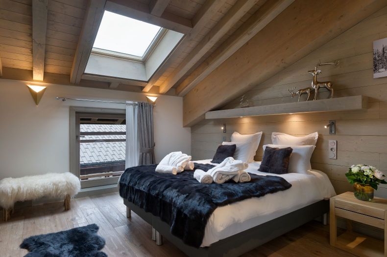 Penthouse Annapurna B304