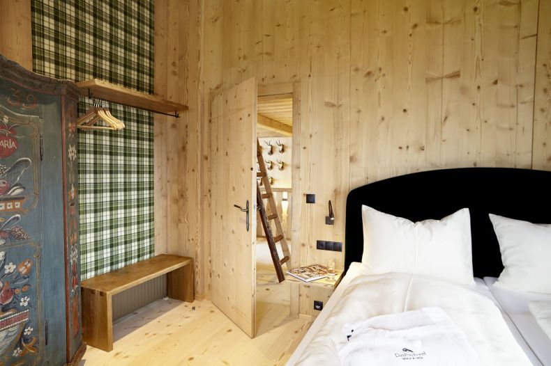 Chalet Hunter