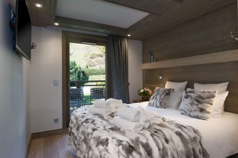 Penthouse Annapurna A302