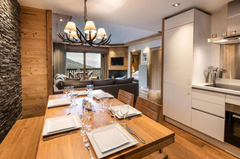 Whistler Lodge B07