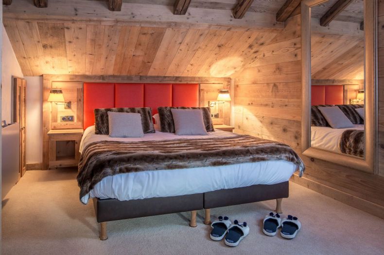 Chalet Spark