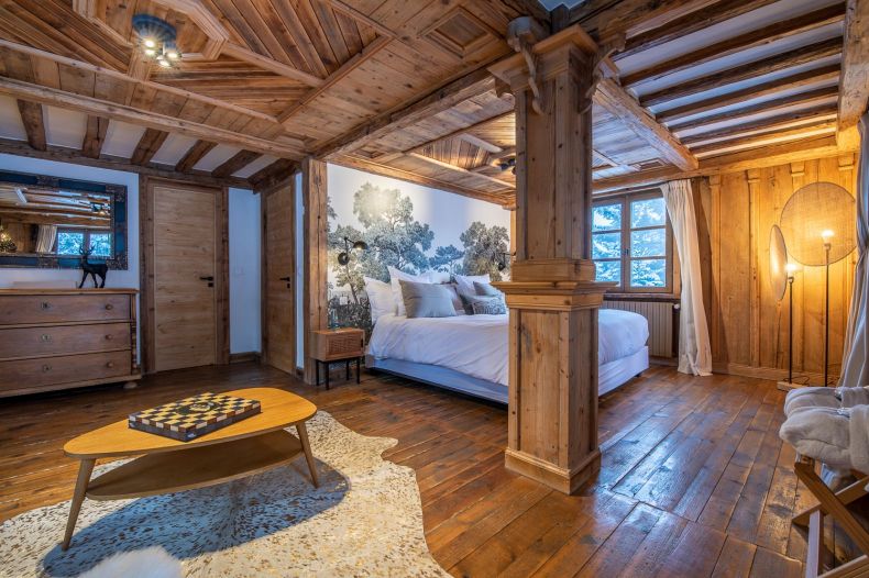 Chalet Alaska